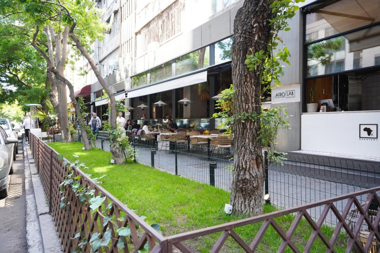 Soho Apart Hotel Yerevan Exterior photo