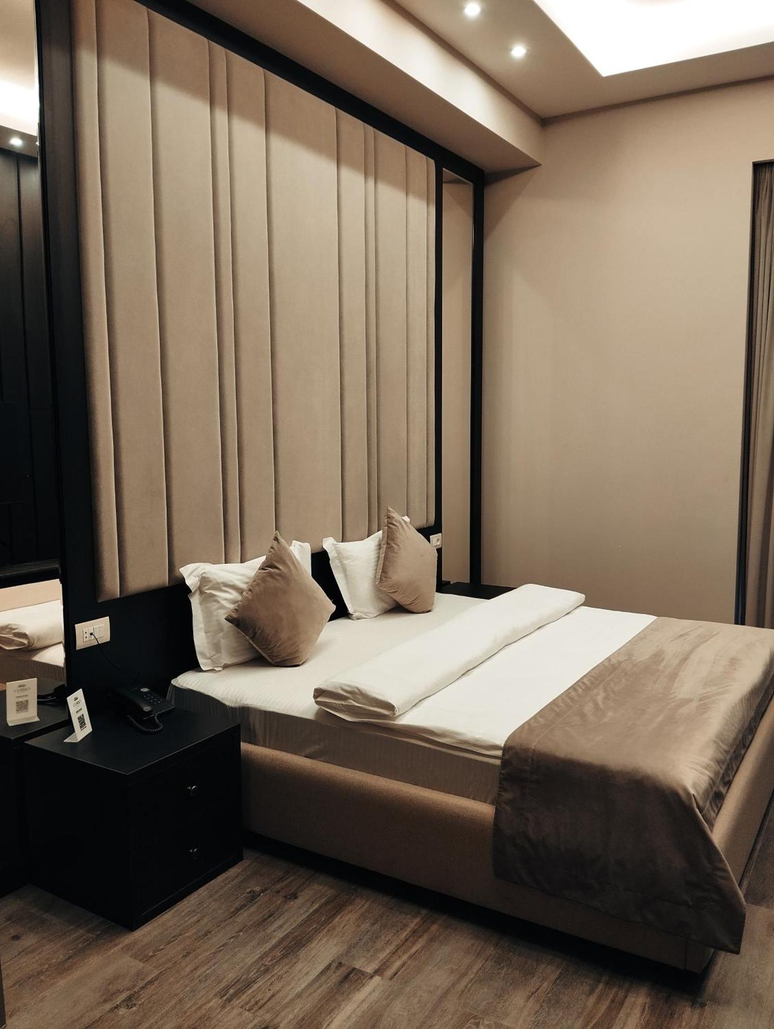 Soho Apart Hotel Yerevan Exterior photo